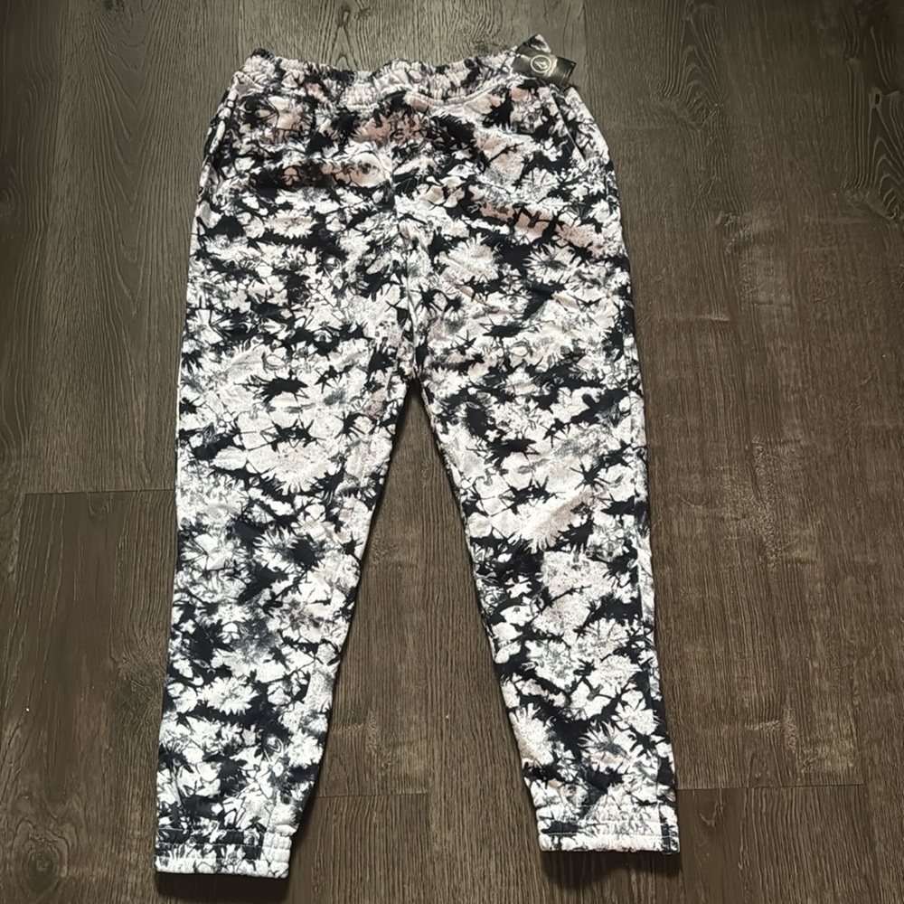 Brand New sweatpants